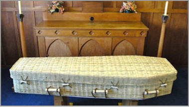 The Bredon coffin - solid oak or mahogany